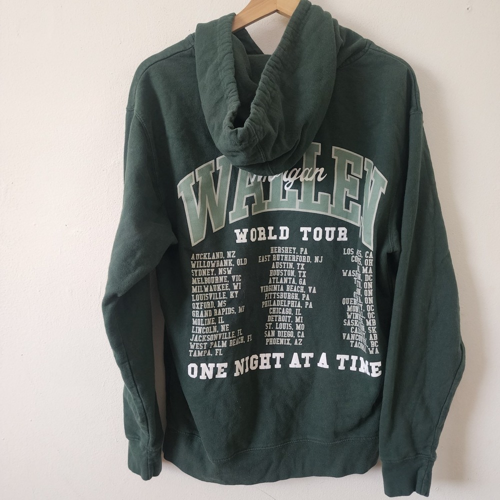 Morgan Wallen Green Sweatshirt Medium One Night at a Time Tour